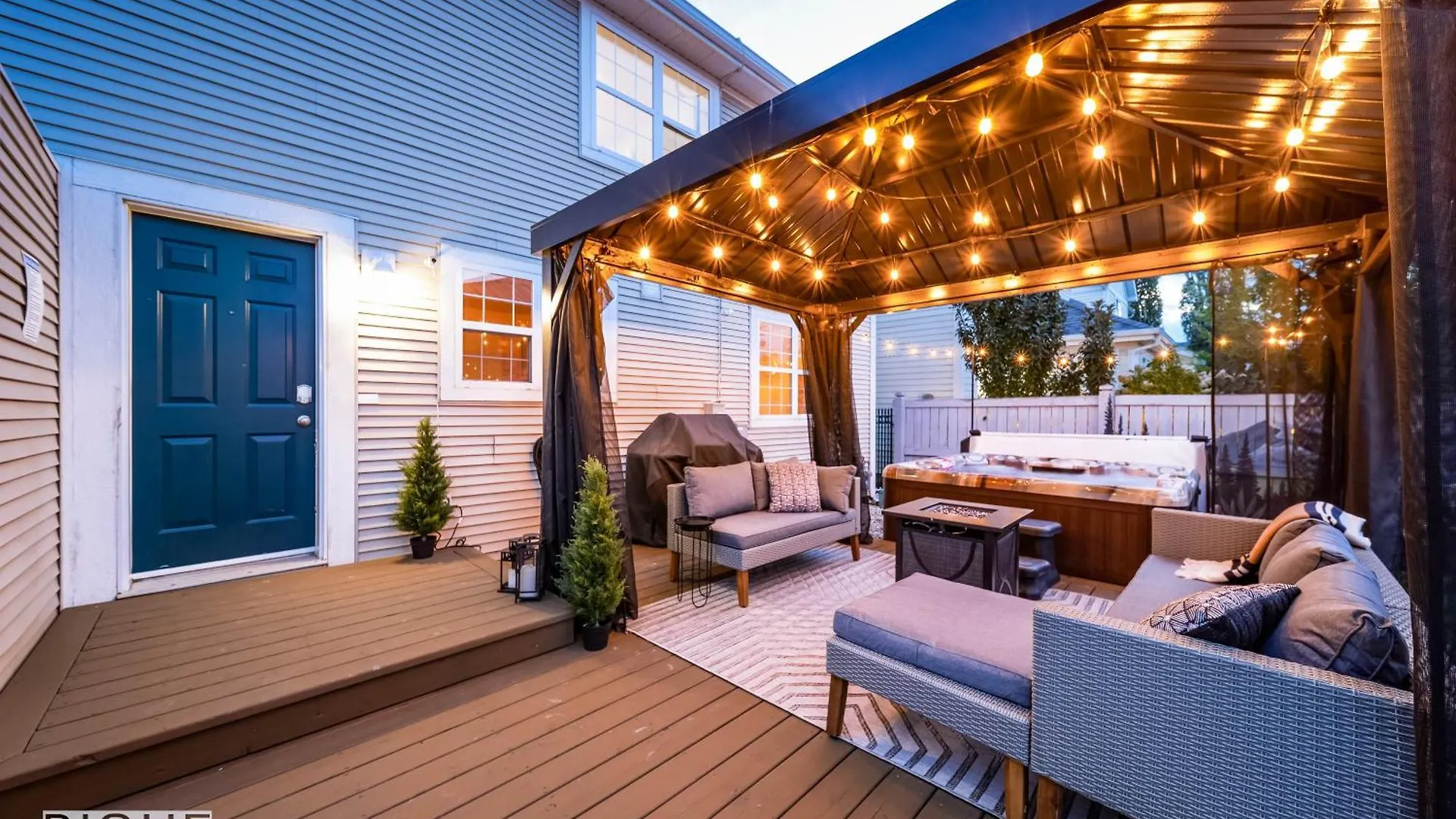 Nordic Spa Retreat - Hot Tub - King Bed- Firepit - Bbq! Edmonton